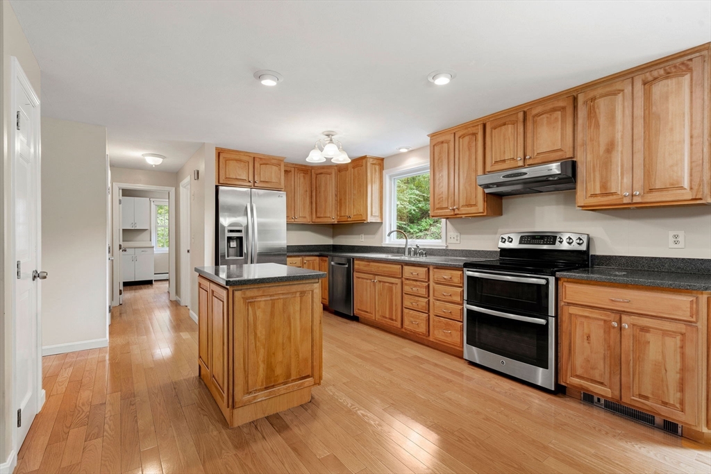 304 Reedy Meadow Rd