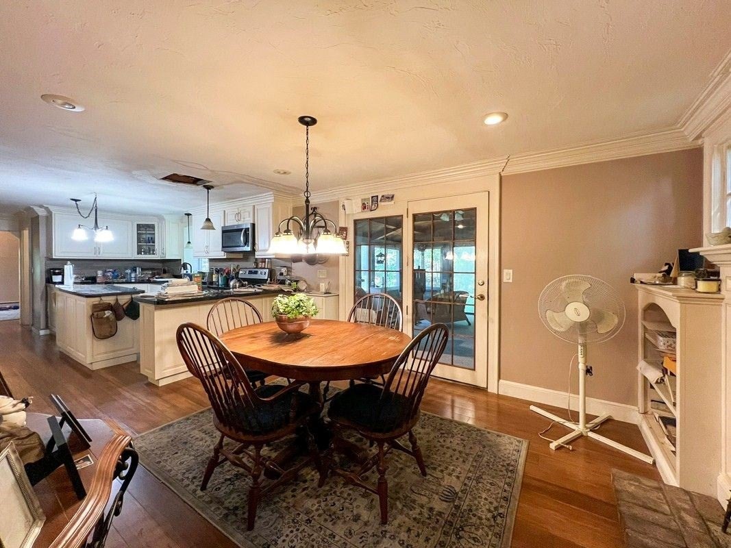 94 Mountain Ave, Pembroke, MA, 94 Mountain Ave, Pembroke, MA Photo #4