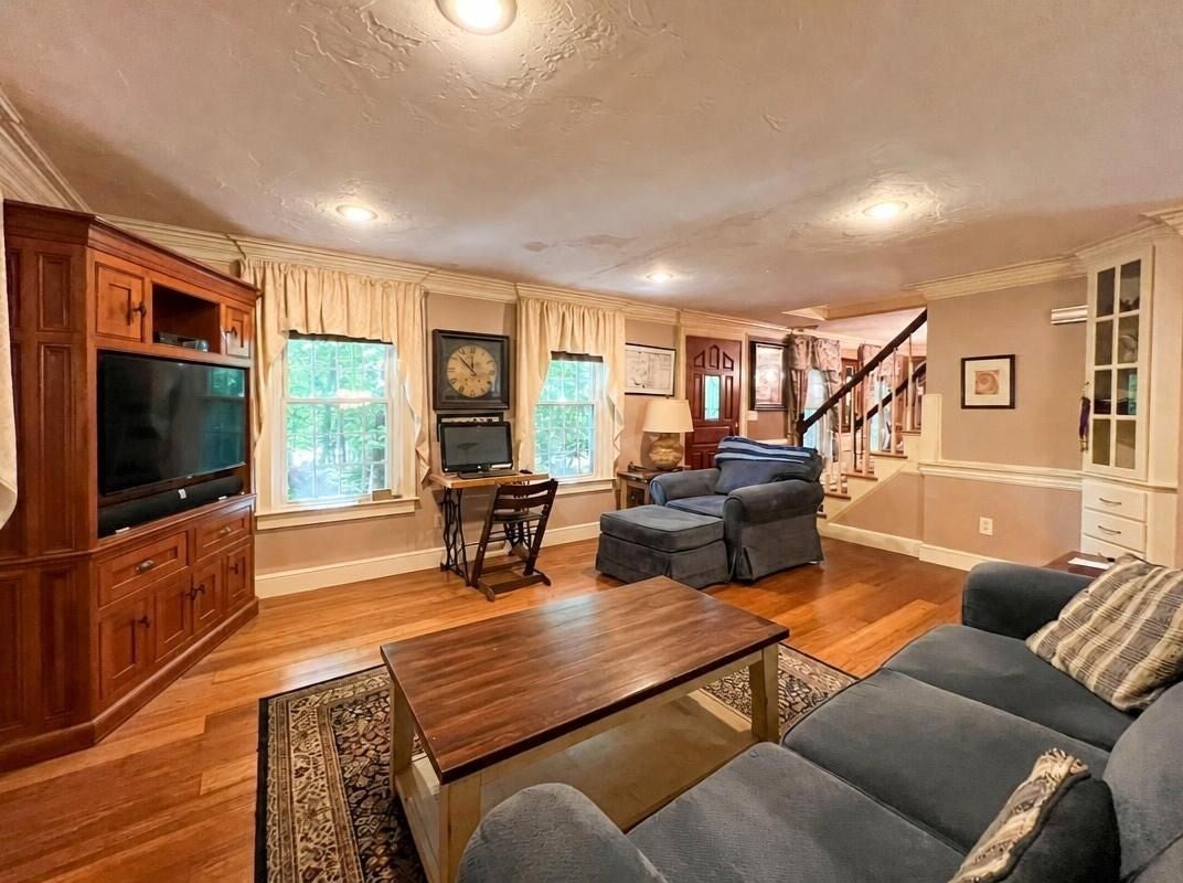 94 Mountain Ave, Pembroke, MA, 94 Mountain Ave, Pembroke, MA Photo #6