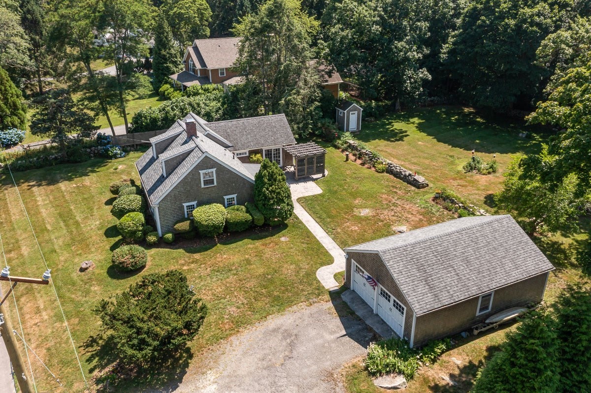1263 Drift Road
