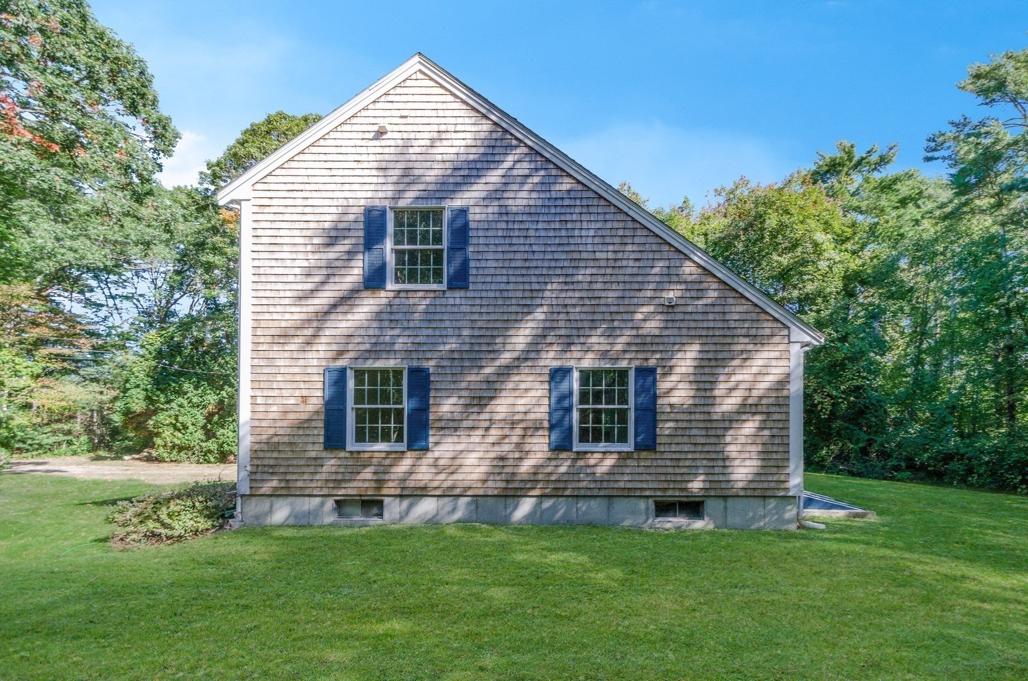 24 Foster St, Mattapoisett, MA Photo #18
