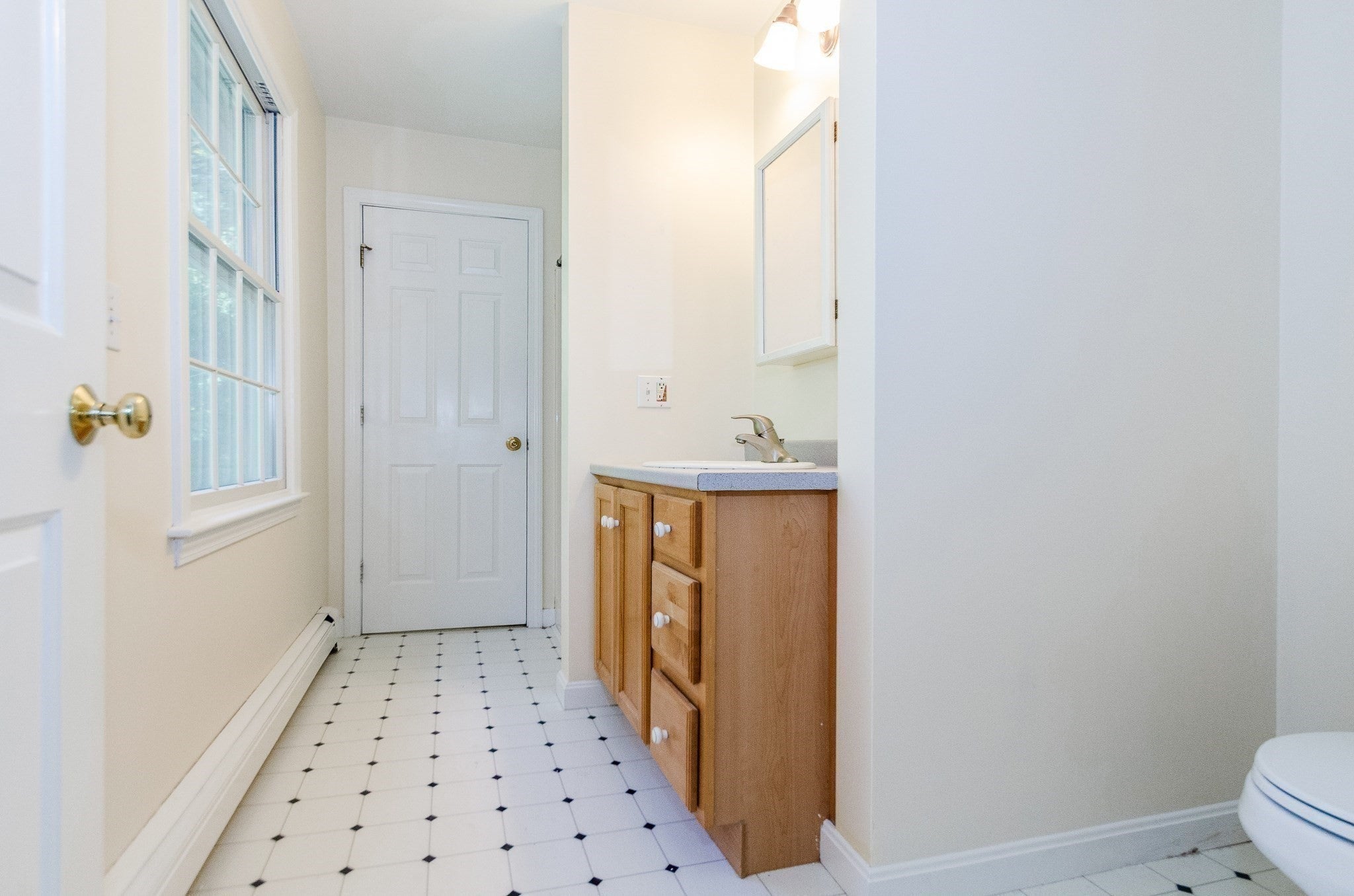 24 Foster St, Mattapoisett, MA Photo #15