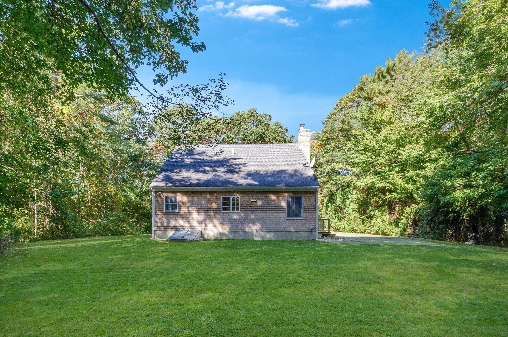 24 Foster St, Mattapoisett, MA Photo #19