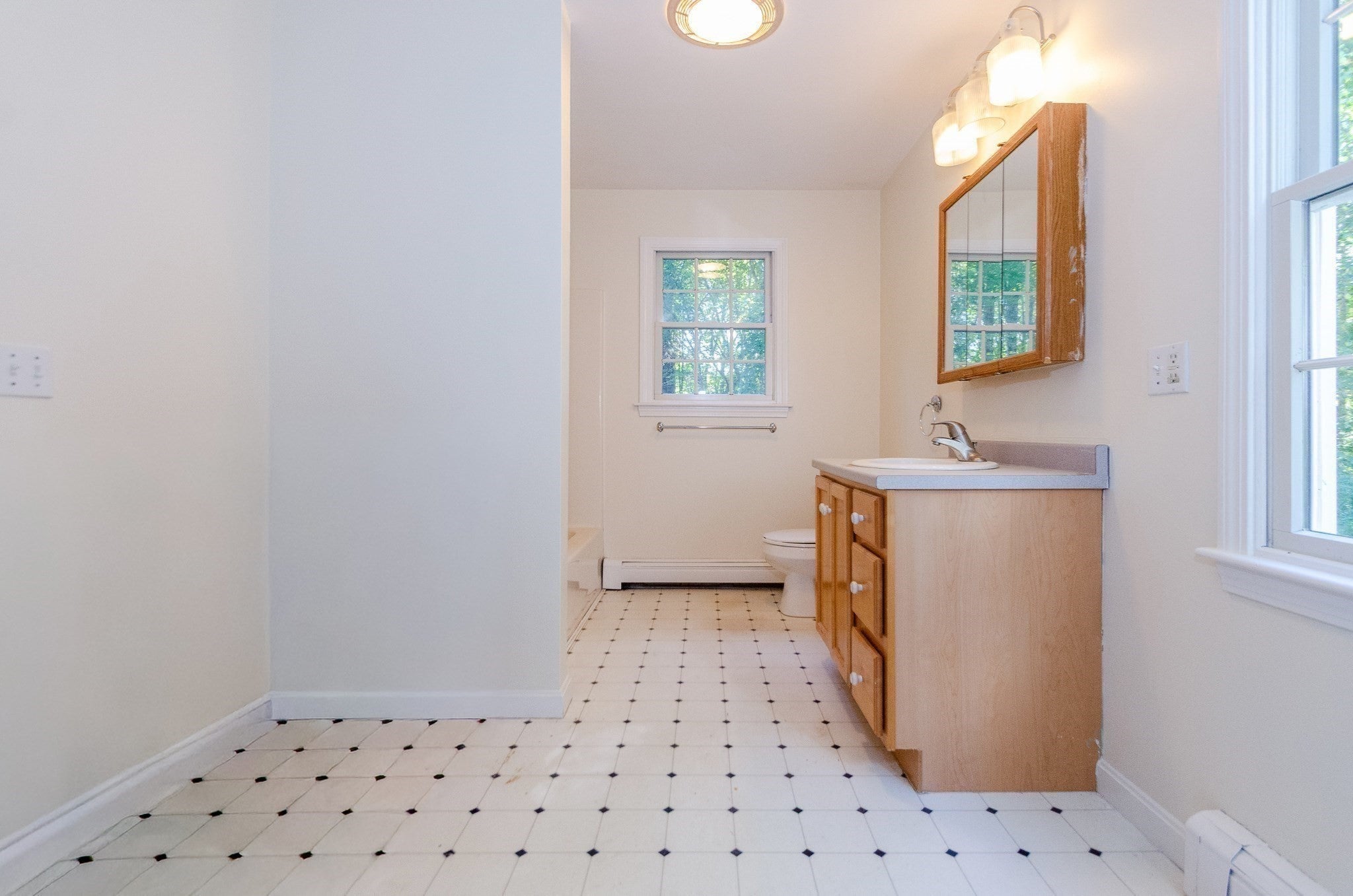 24 Foster St, Mattapoisett, MA Photo #13