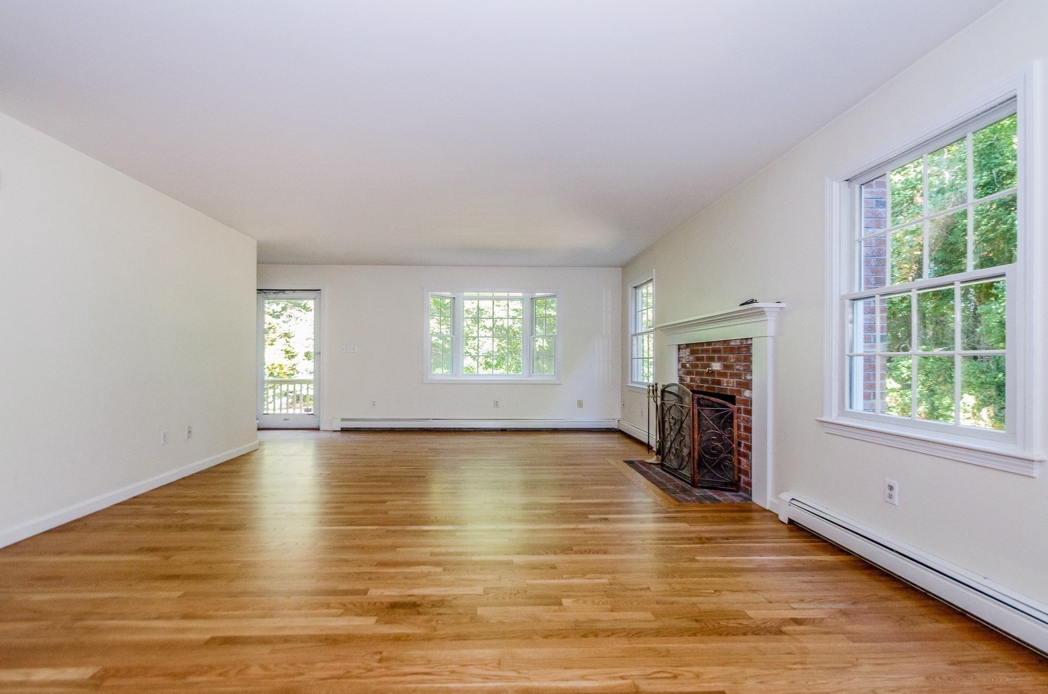 24 Foster St, Mattapoisett, MA Photo #6