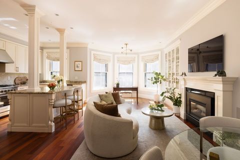392 Marlborough Street 3 Boston MA 02115