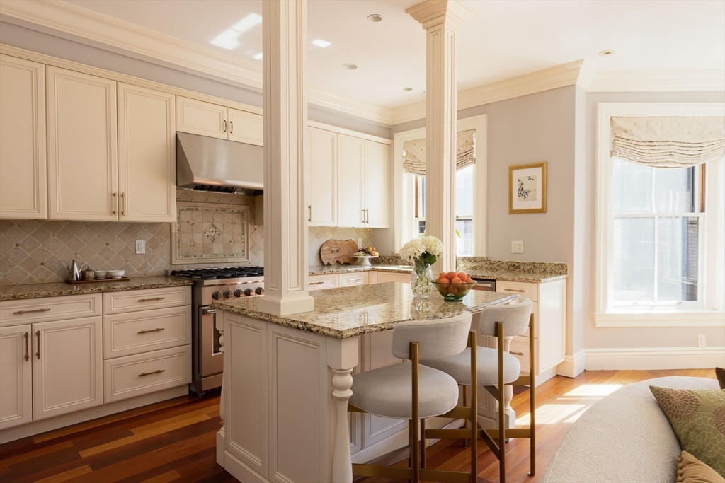 392 Marlborough Street 3