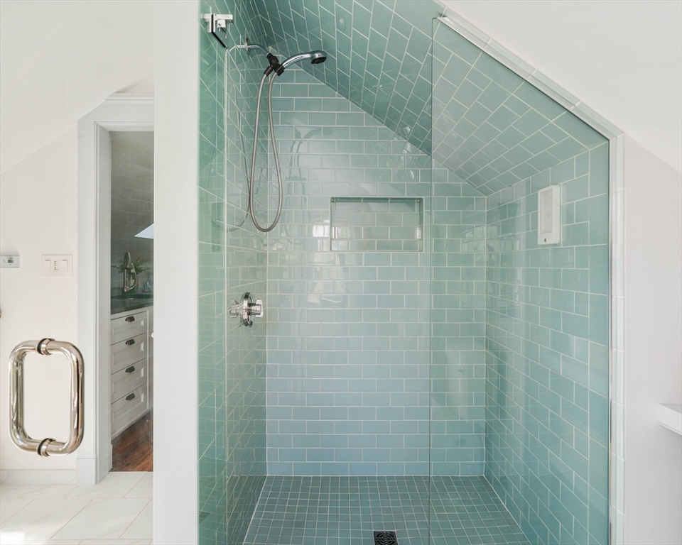 16 Arborough Road #2, Boston, MA Photo #31
