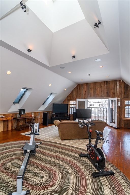70 Wilsondale St, Dover, MA Photo #26
