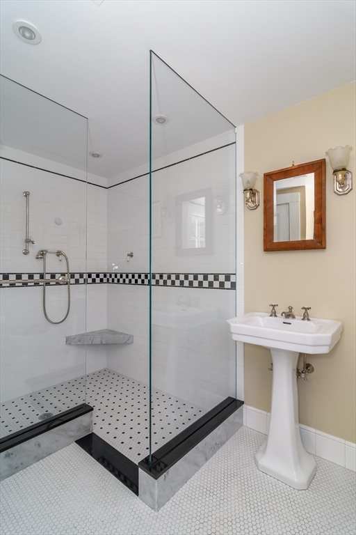 70 Wilsondale St, Dover, MA Photo #16