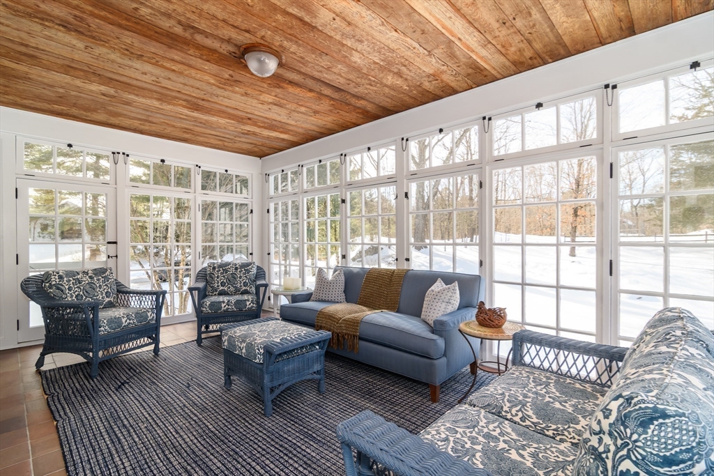 70 Wilsondale St, Dover, MA Photo #11