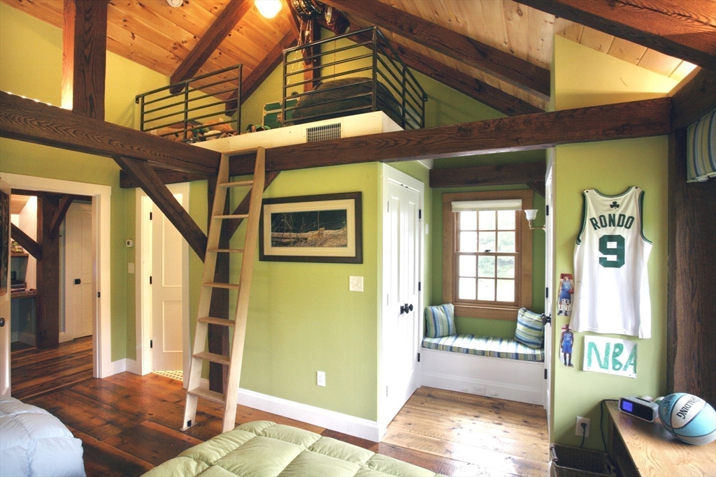 70 Wilsondale St, Dover, MA Photo #17