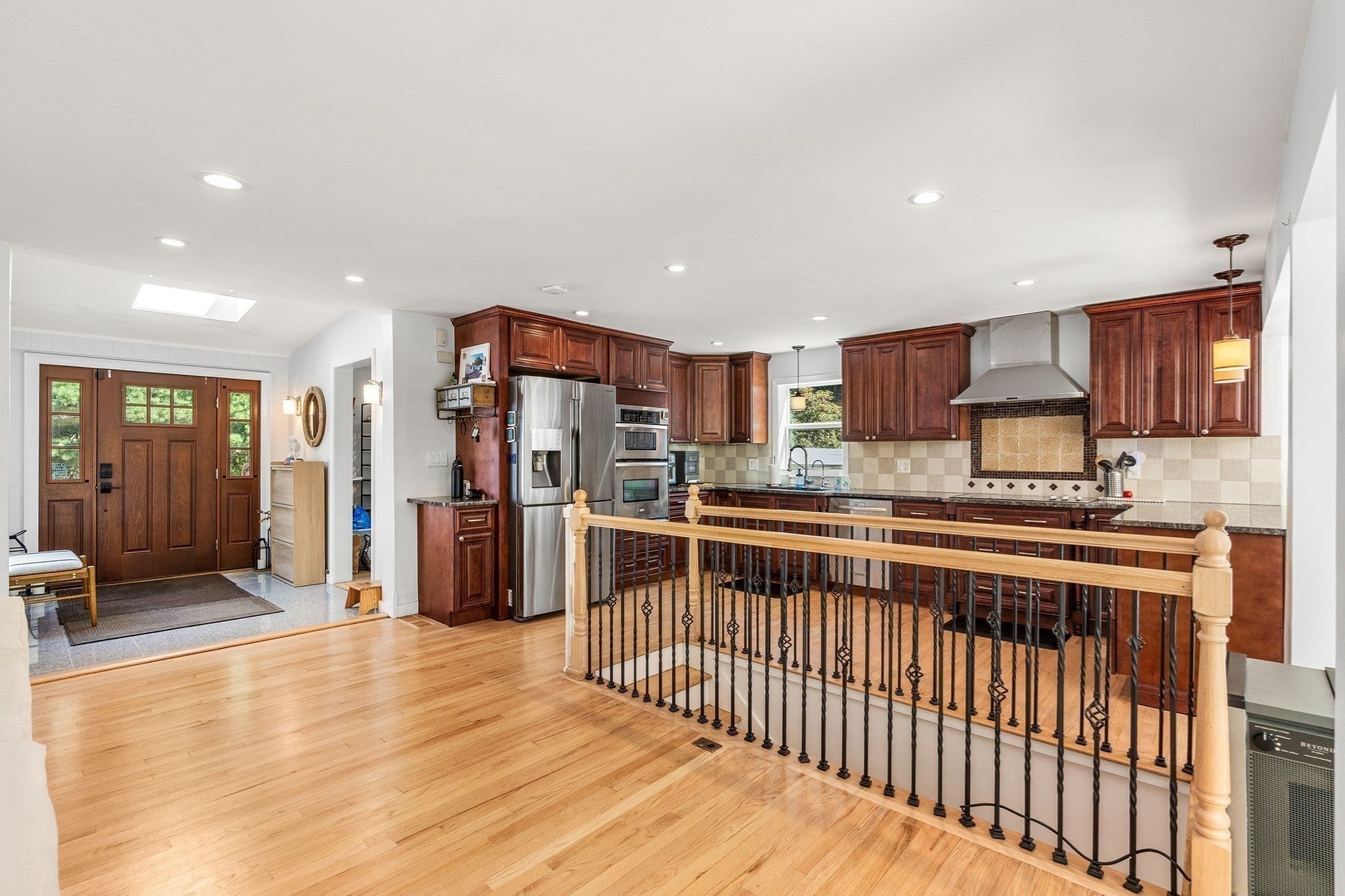 42 Farview Ave, Shrewsbury, MA, 42 Farview Ave, Shrewsbury, MA Photo #4
