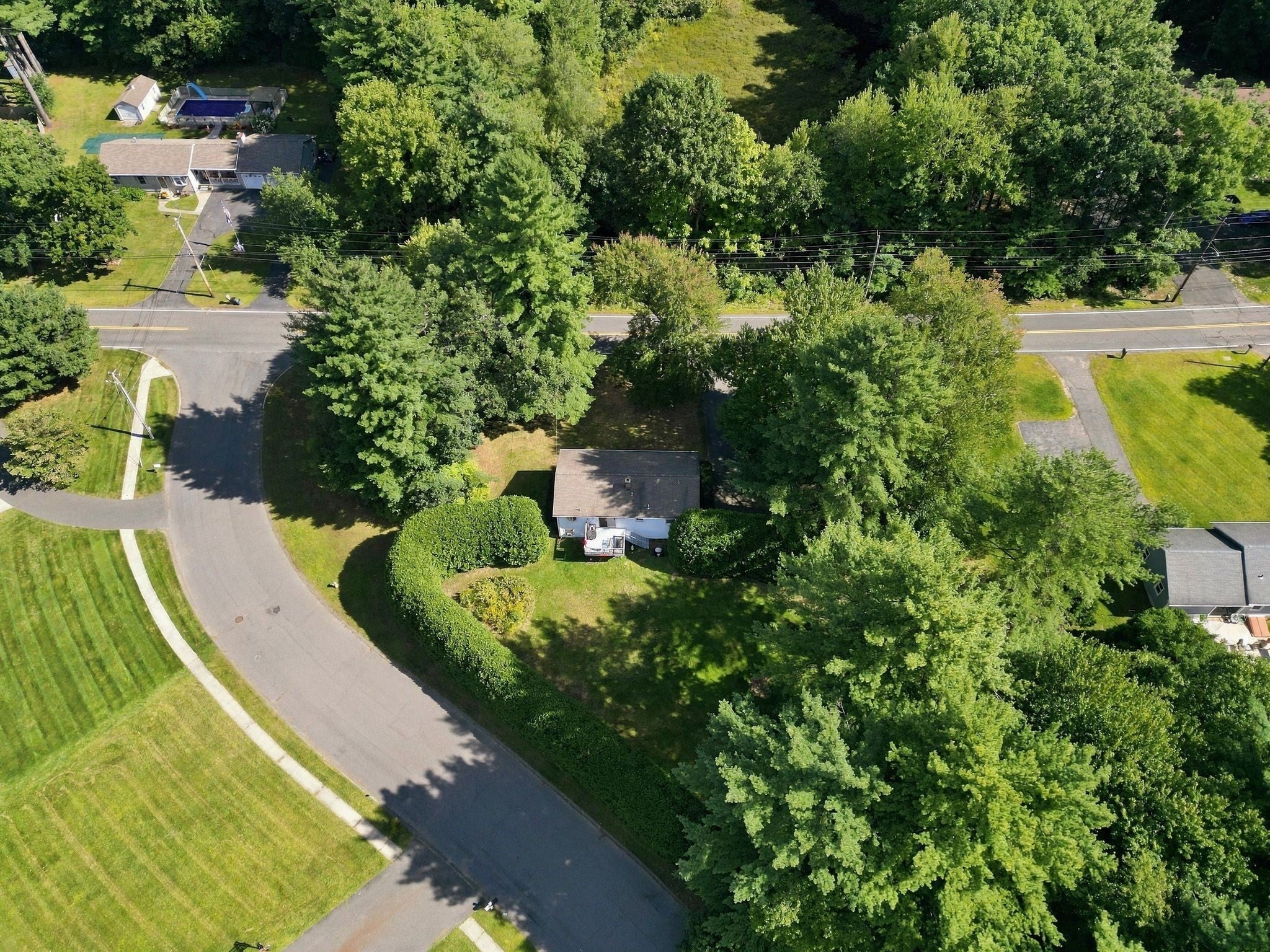 211 Allen St, East Longmeadow, MA Photo #34