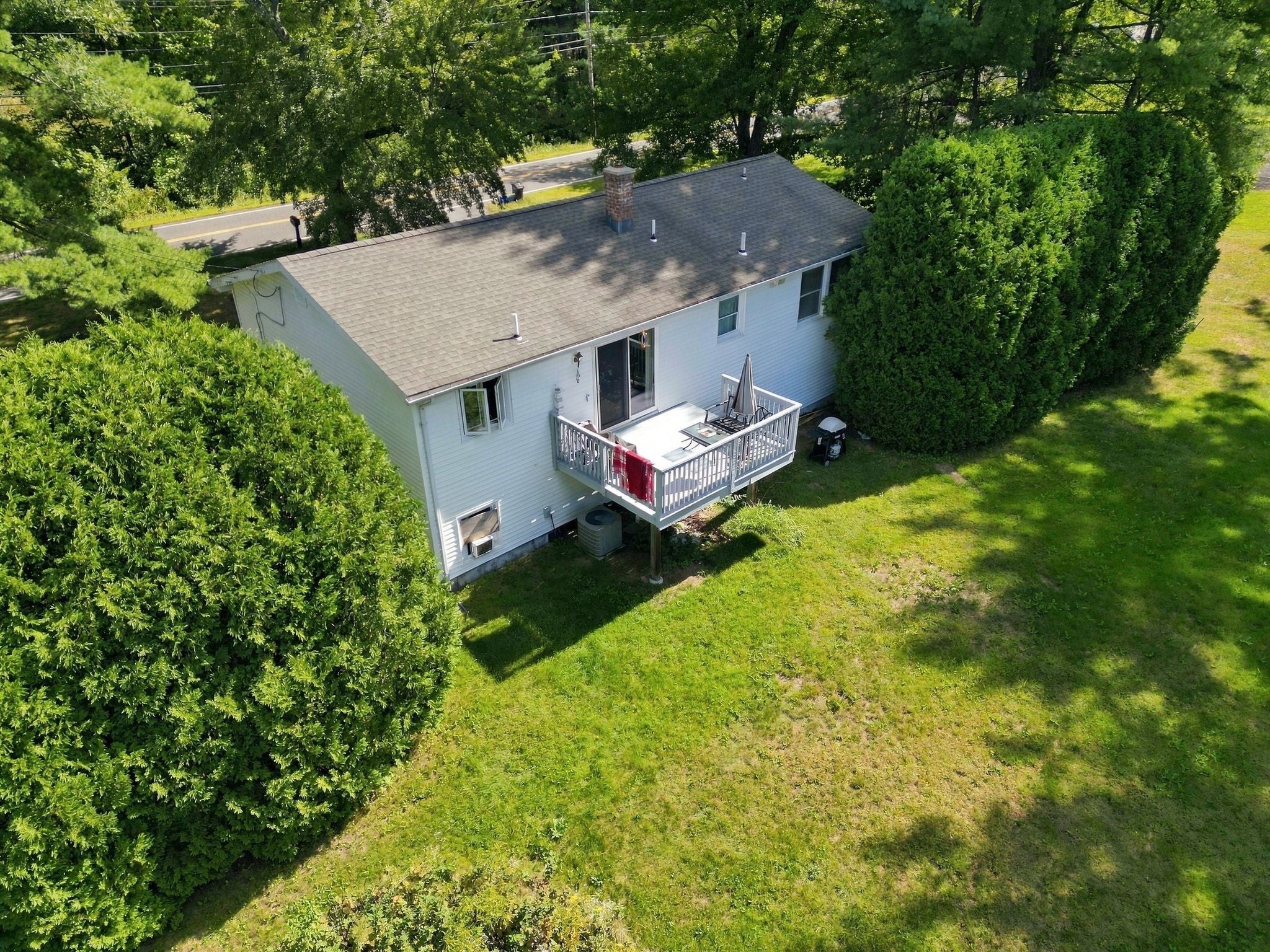211 Allen St, East Longmeadow, MA Photo #38