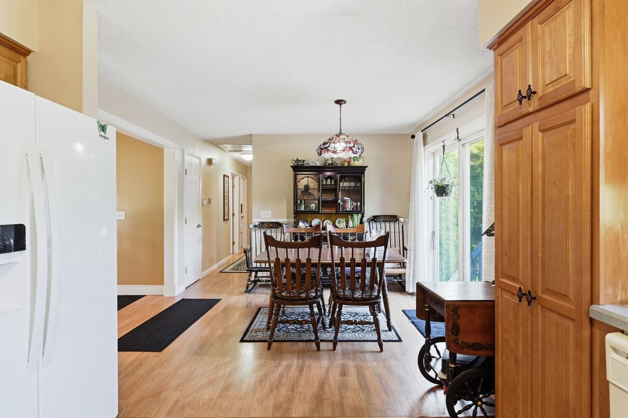 211 Allen St, East Longmeadow, MA Photo #14