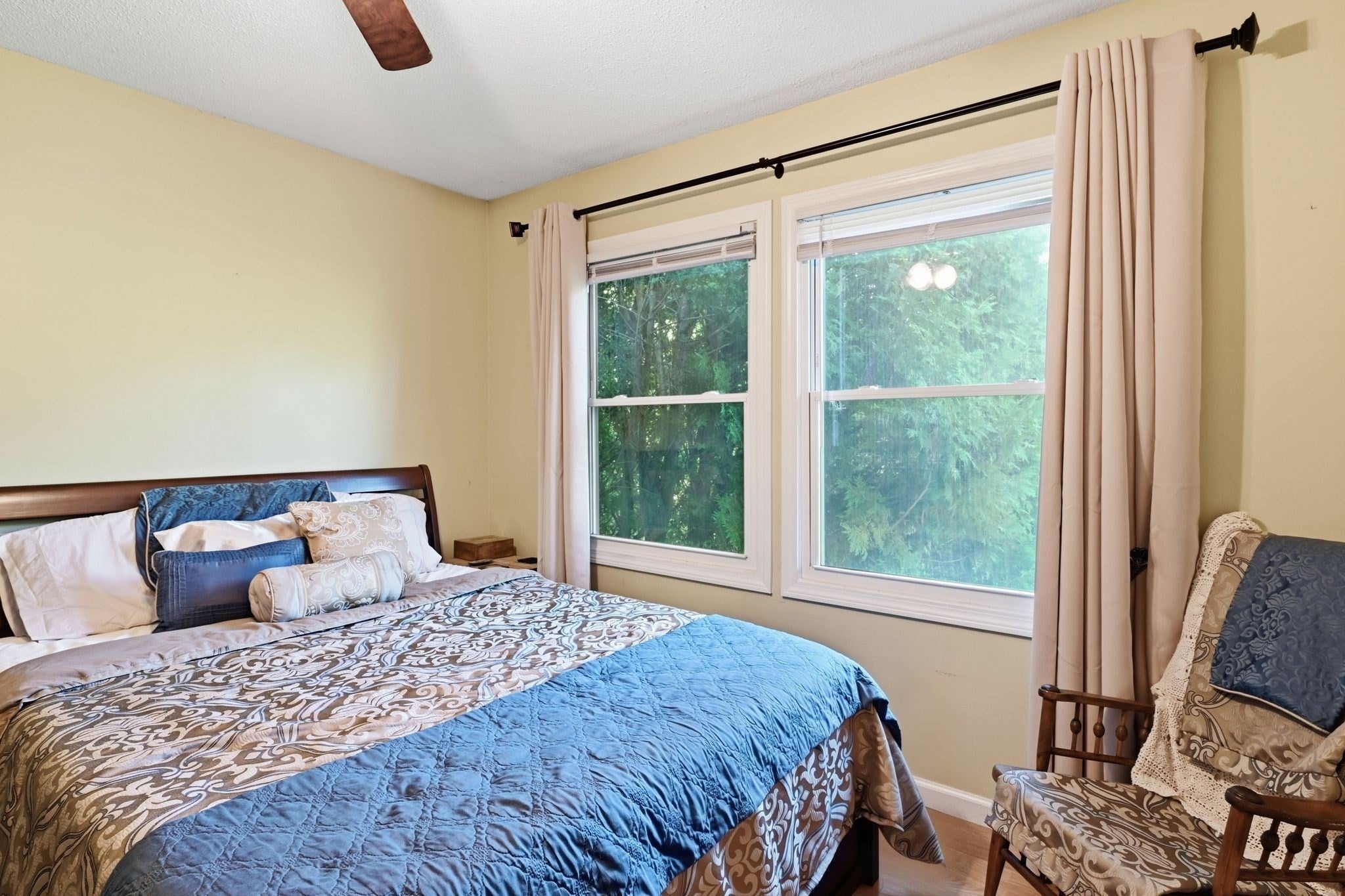 211 Allen St, East Longmeadow, MA Photo #18