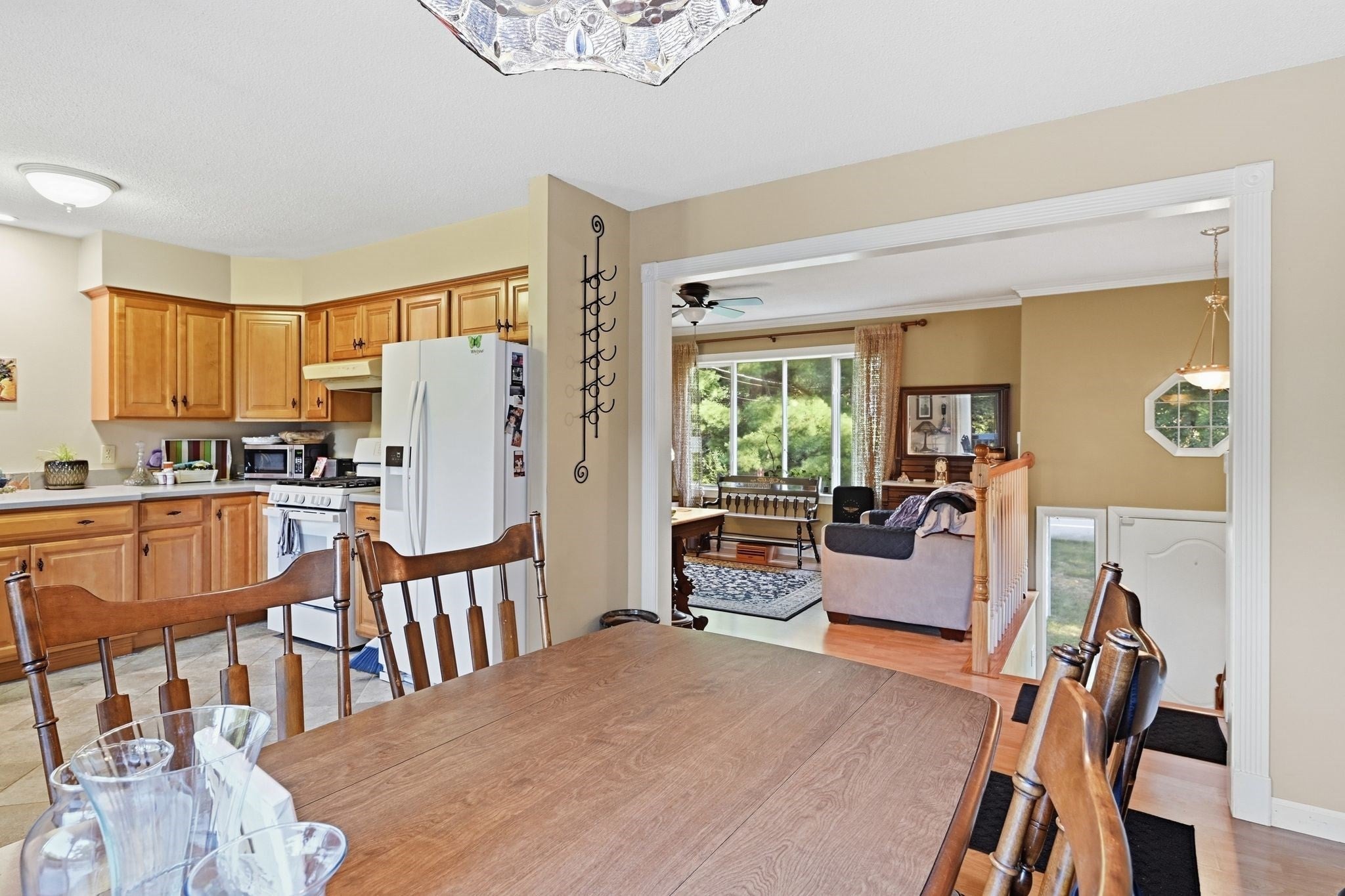 211 Allen St, East Longmeadow, MA Photo #10
