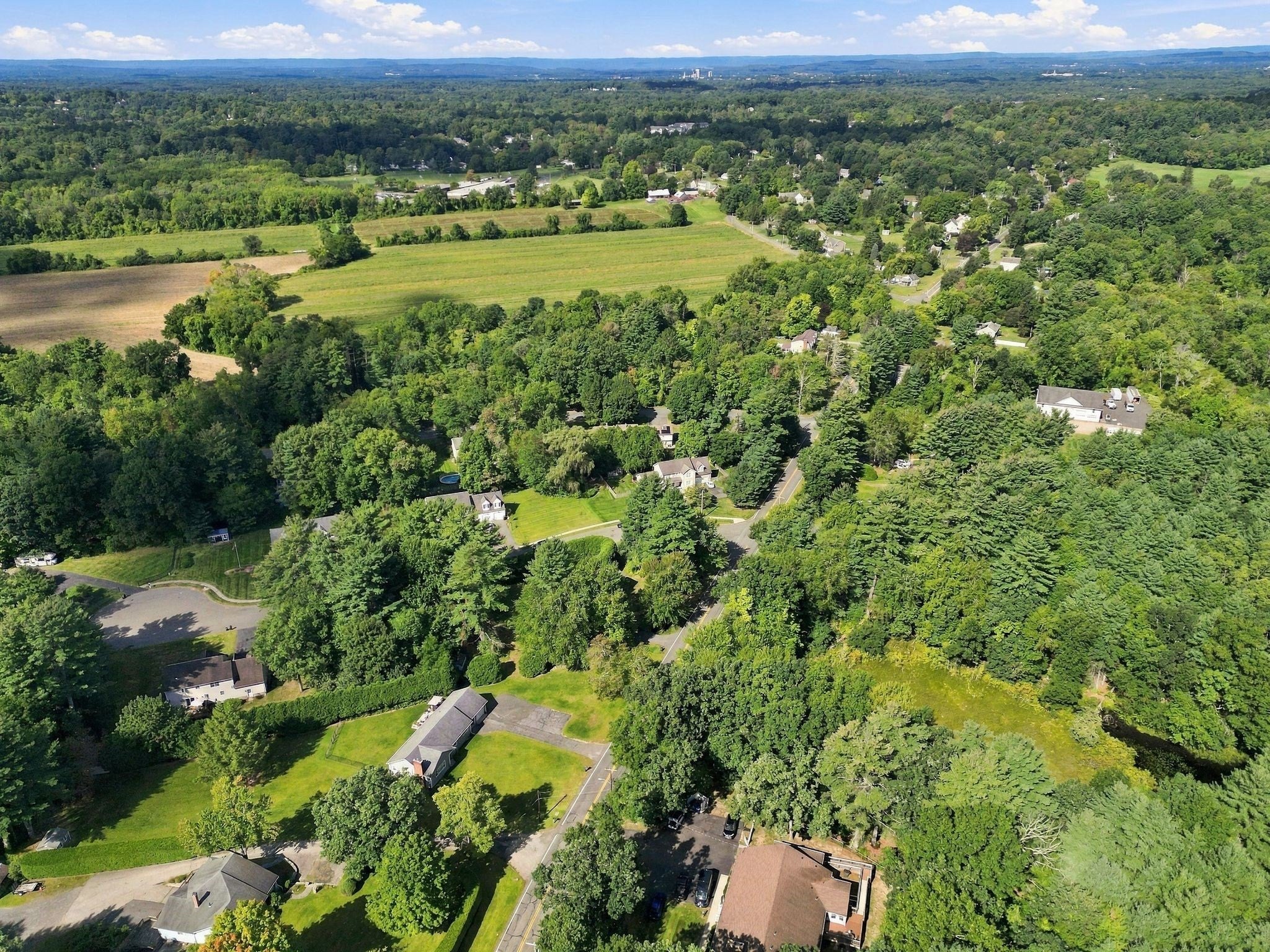 211 Allen St, East Longmeadow, MA Photo #35