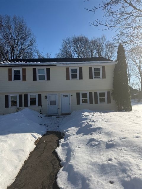 23 Bentley Cir 23 Methuen MA 01844