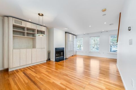 100 Anderer Ln 2 Boston MA 02132