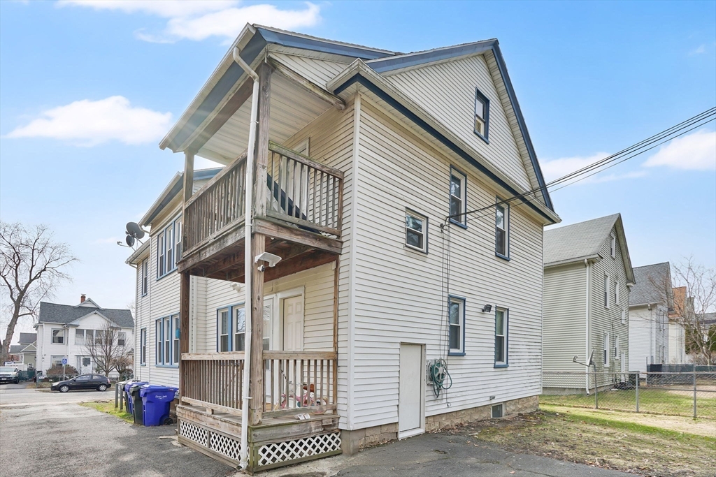 35-37 Narragansett St