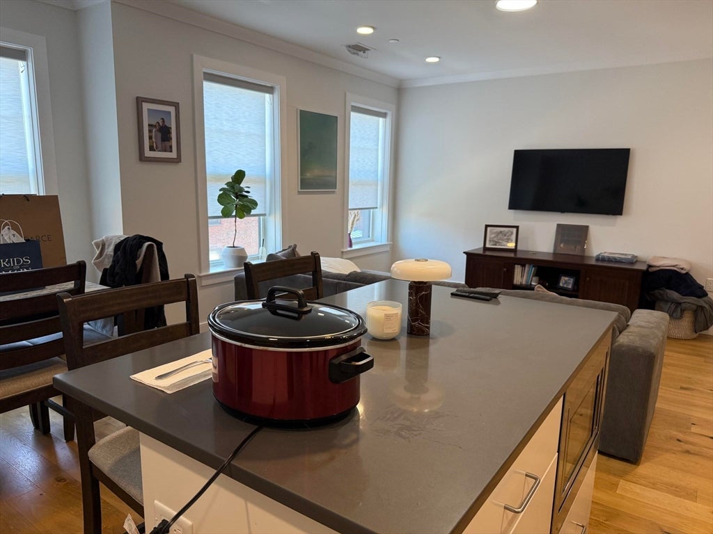 30 Polk St #206, Boston, MA, 30 Polk St #206, Boston, MA Photo #3