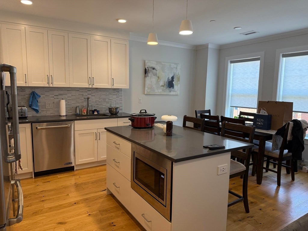 30 Polk St #206, Boston, MA, 30 Polk St #206, Boston, MA Photo #5