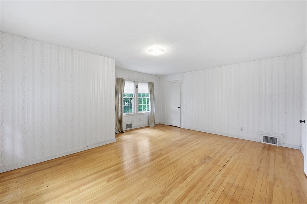 63 Goodwin St, Springfield, MA Photo #21