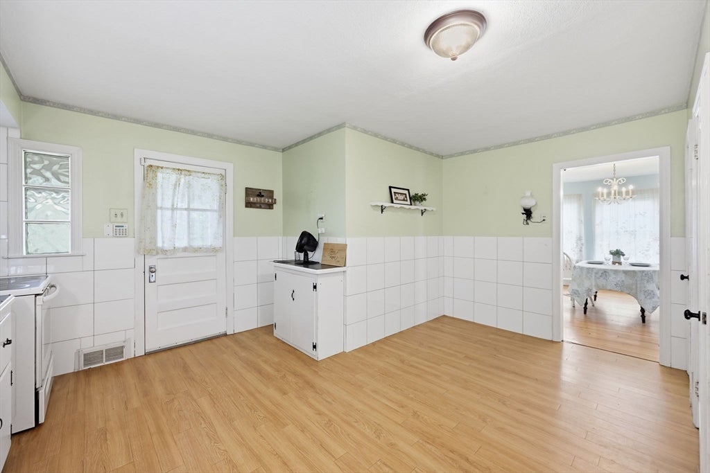 63 Goodwin St, Springfield, MA Photo #6