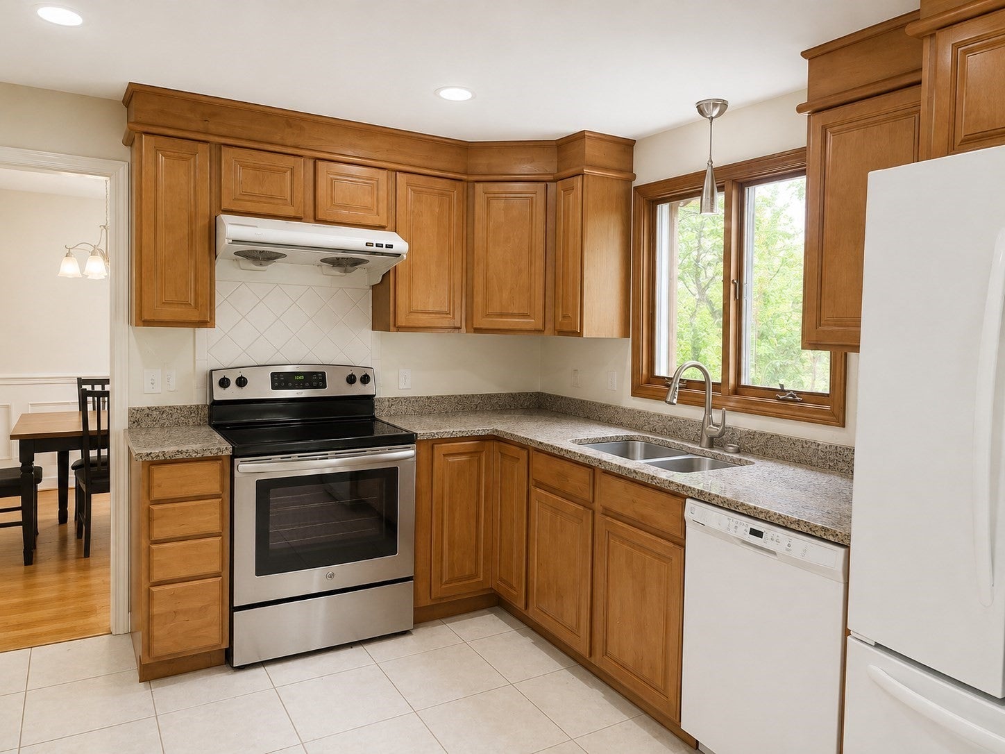 14 Kings Ct, Arlington, MA Photo #8