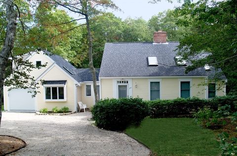 Single Family Residence in Mashpee MA 251 Fells Pond Rd.jpg