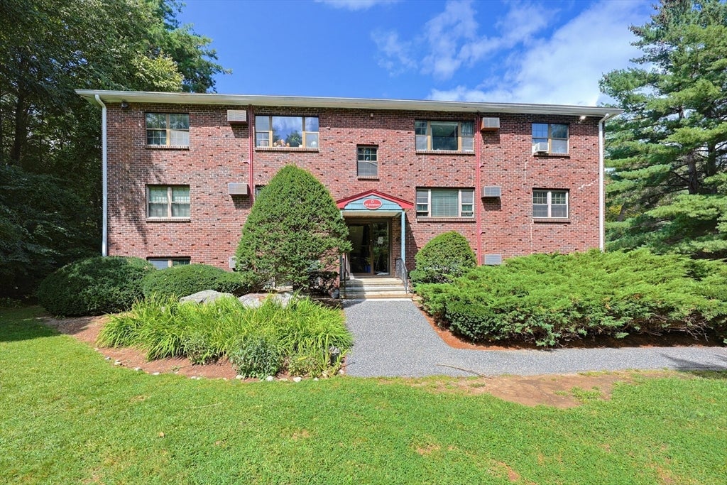Photo of 35 Swanson Court, Boxborough, MA
