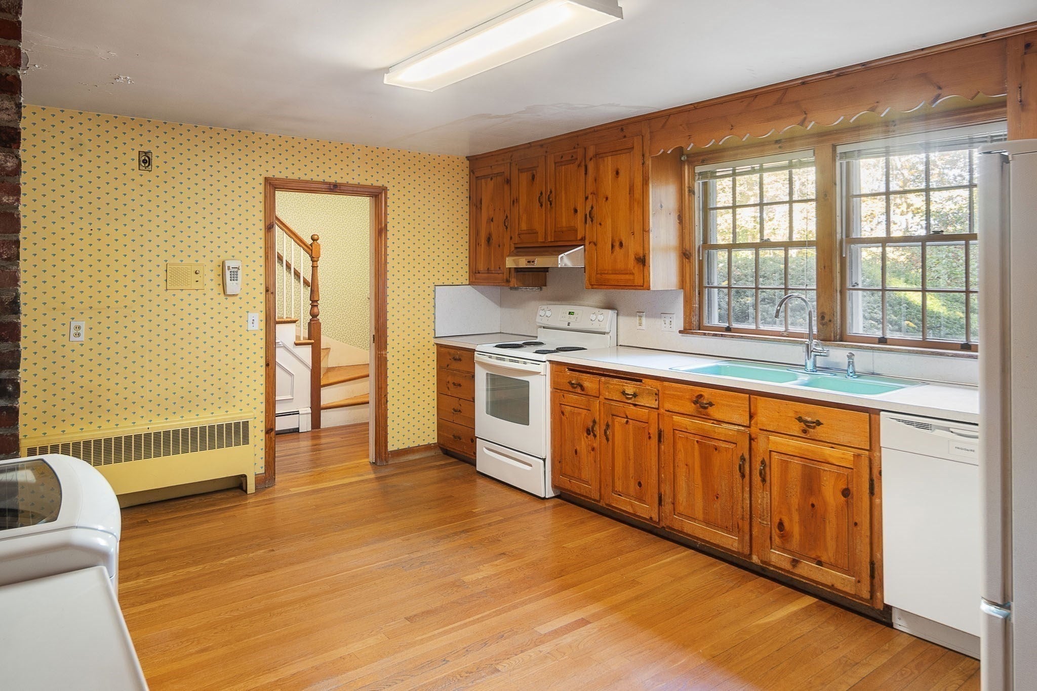 87 Taylor Road, Belmont, MA, 87 Taylor Road, Belmont, MA Photo #6