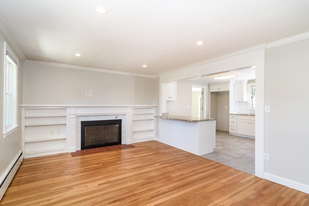 32 Irving Drive