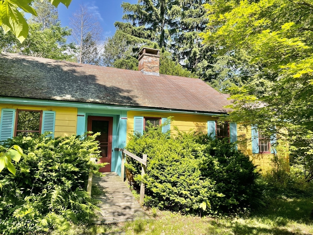 102 Farview Way