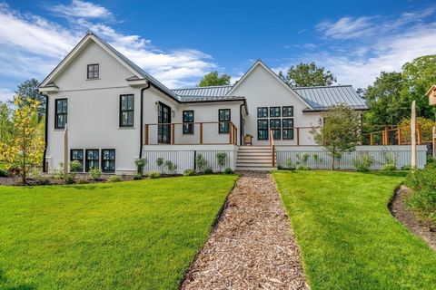 28 Hatch Farm Lane Concord MA 01742