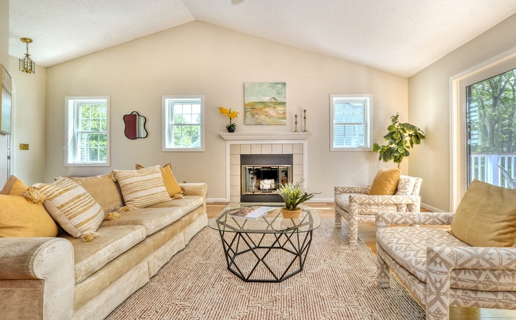 9 Knollwood Ct. 9