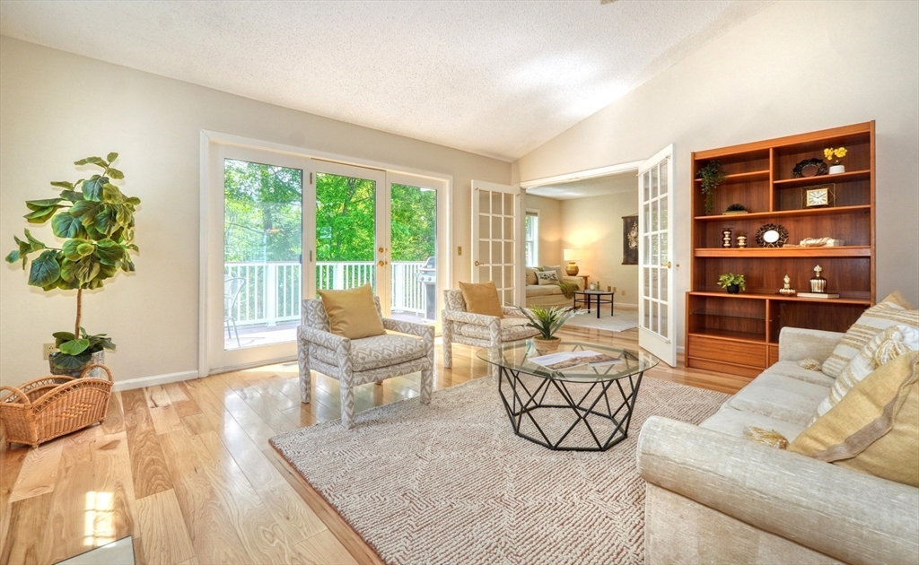 9 Knollwood Ct. 9
