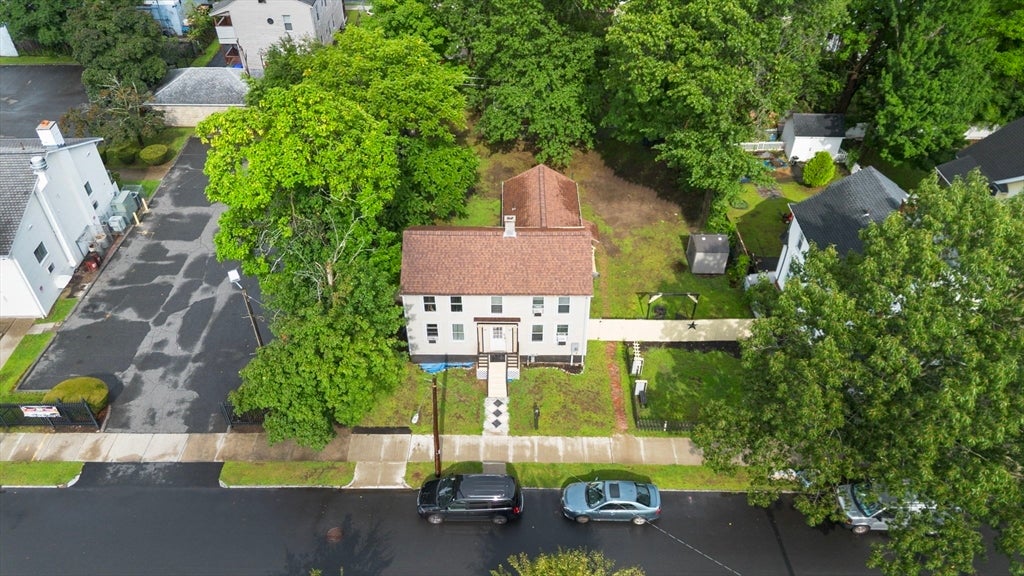 19 Suffolk St, Springfield, MA Photo #23