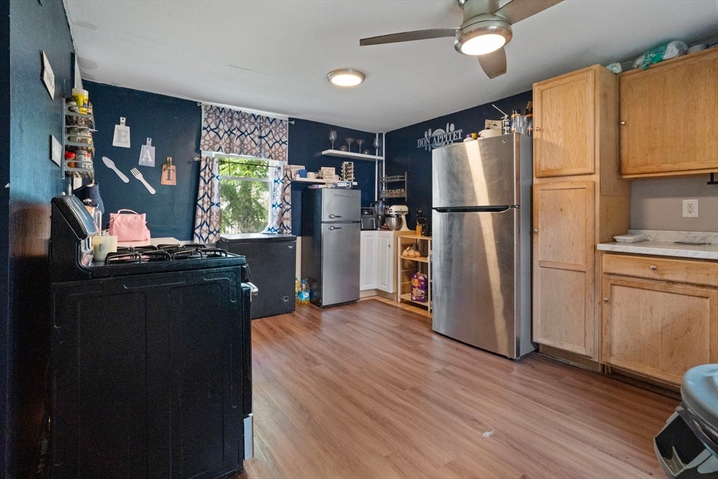 19 Suffolk St, Springfield, MA Photo #8