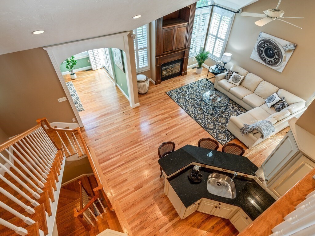 1 Carriage Hill Cir 1