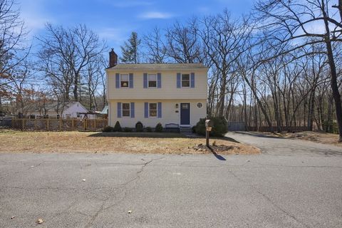 Photo of 21 Rider Rd, Westfield, MA 01085 (MLS # 73493378)