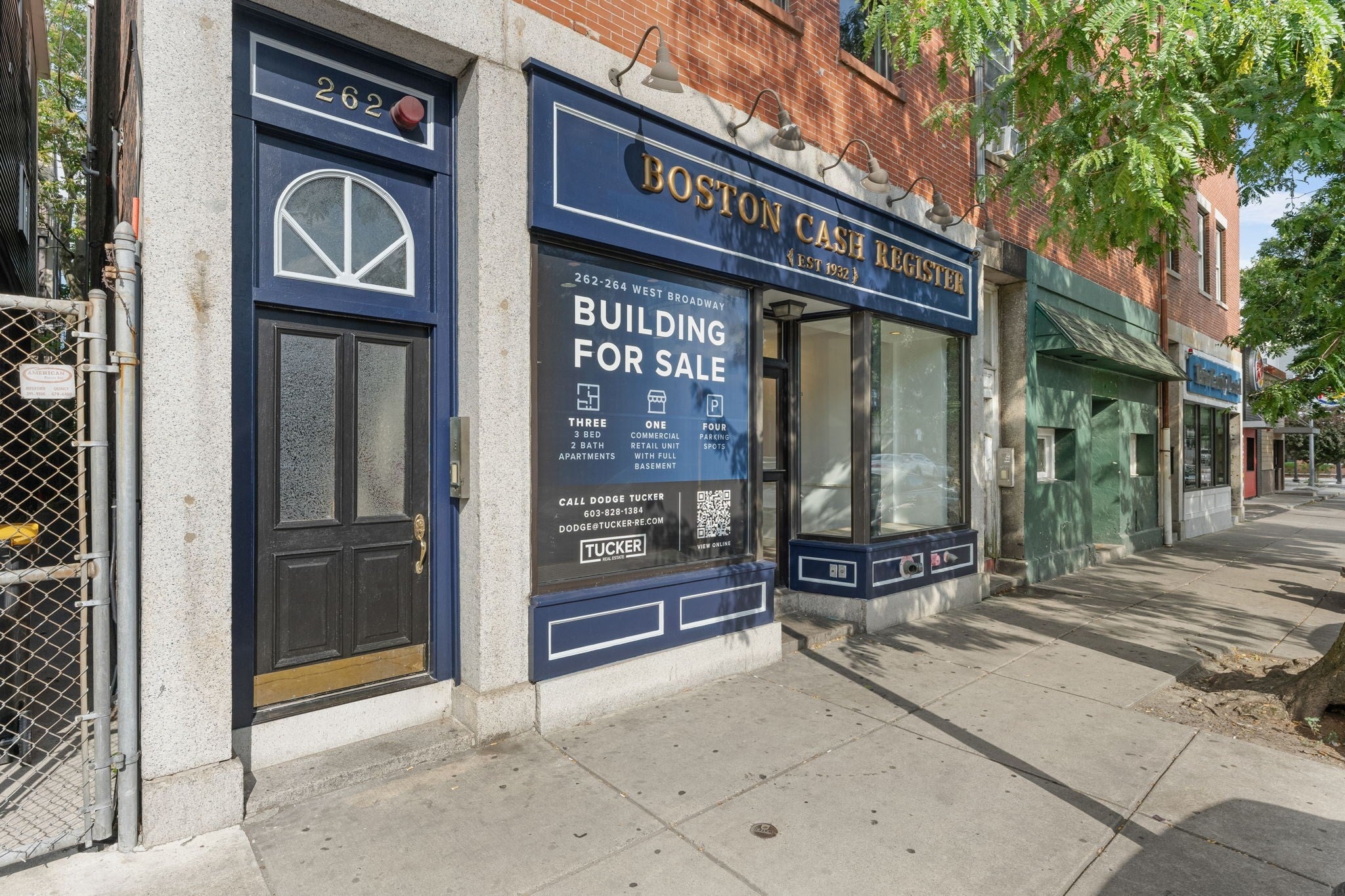 262-264 West Broadway