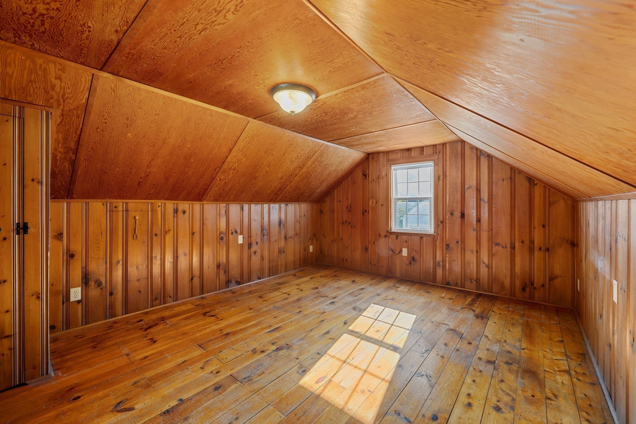 5 Winston Rd, Worcester, MA, 5 Winston Rd, Worcester, MA Photo #17