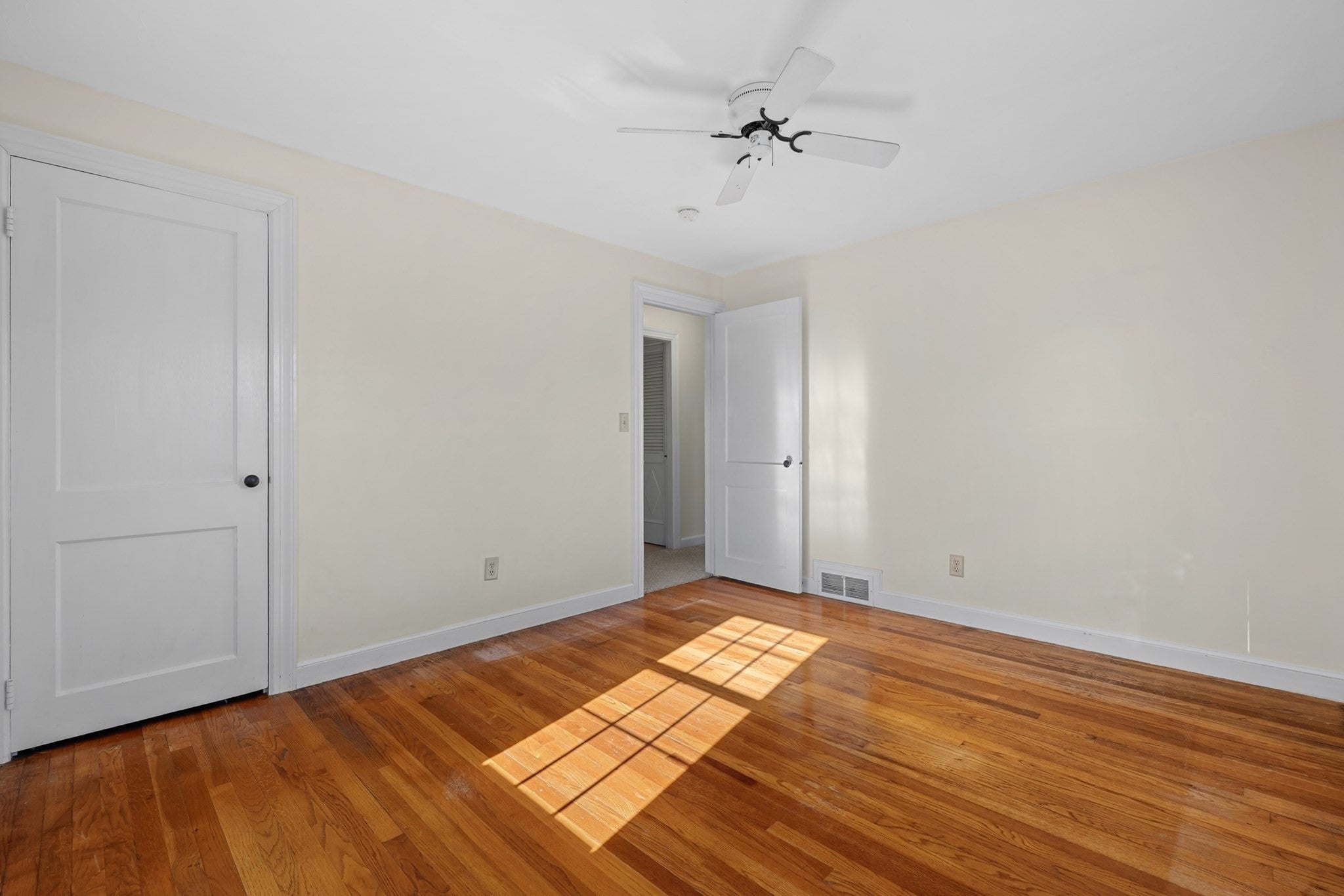 5 Winston Rd, Worcester, MA, 5 Winston Rd, Worcester, MA Photo #12
