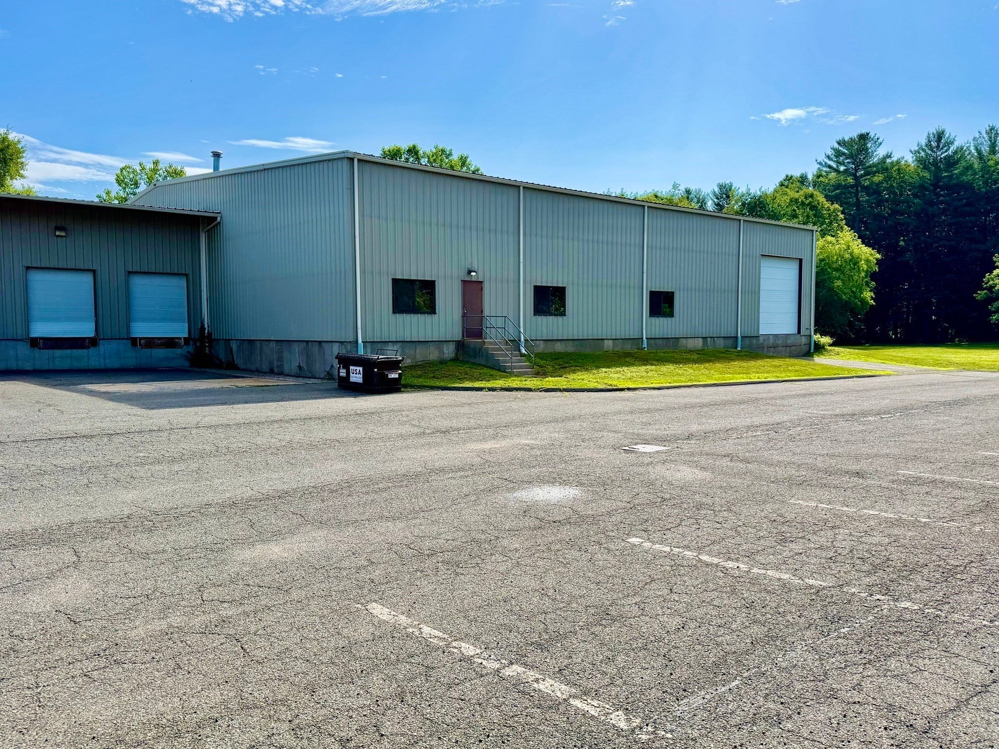 6 Industrial Pkwy