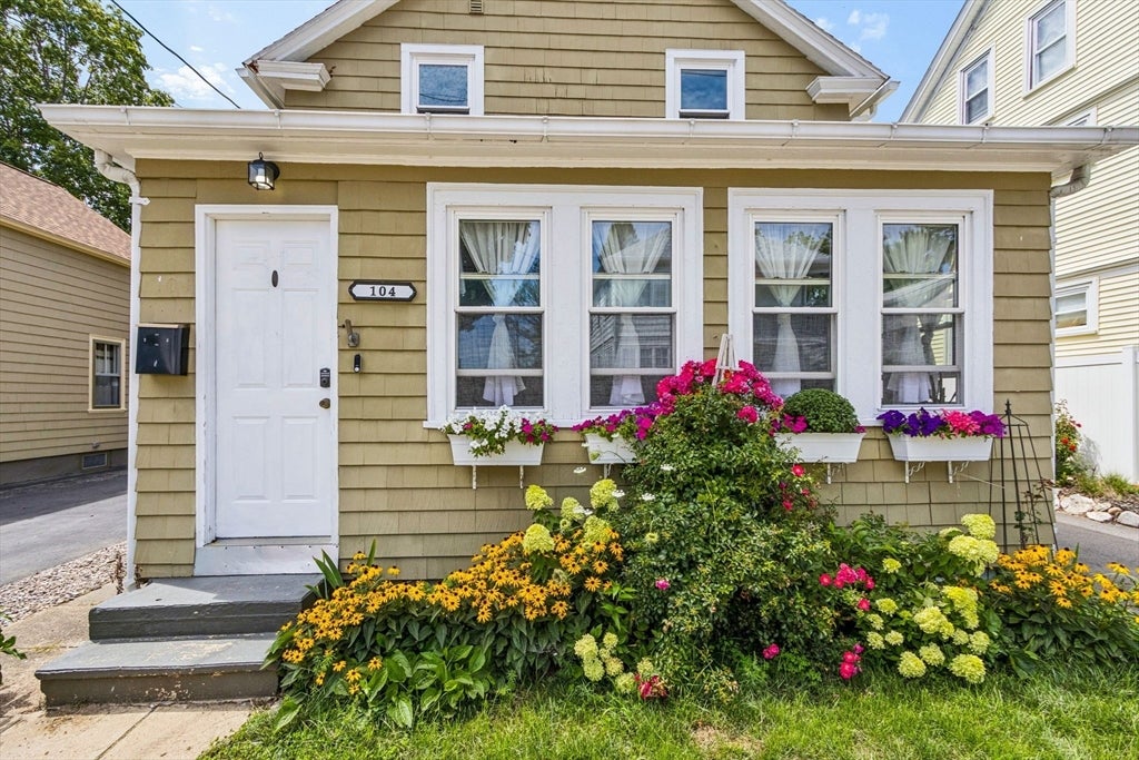 104 East Street, North Attleboro, MA, 104 East Street, North Attleboro, MA Photo #5