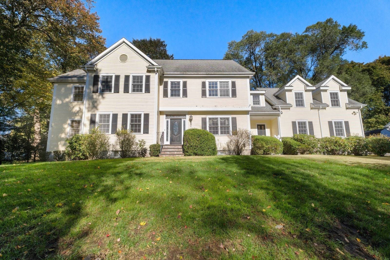 Photo of 340 Weston Road, Wellesley, MA