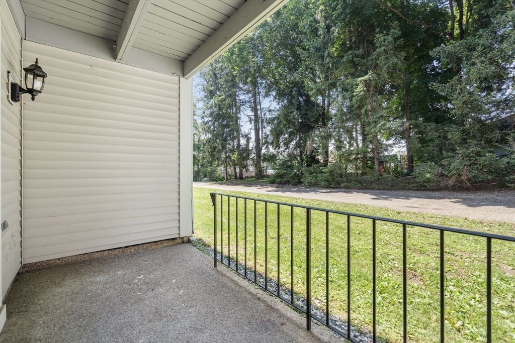 634 Main St 14